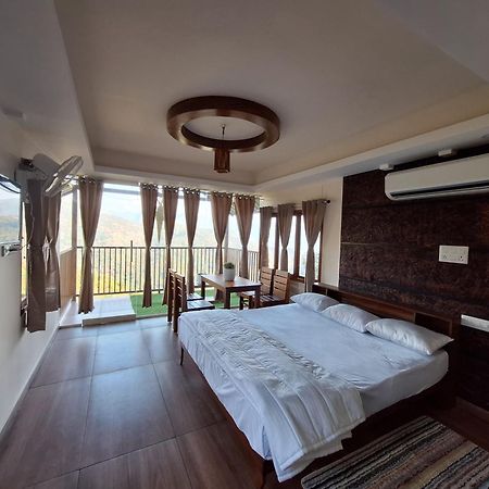 Cloudscape Homestay Pirmed Экстерьер фото