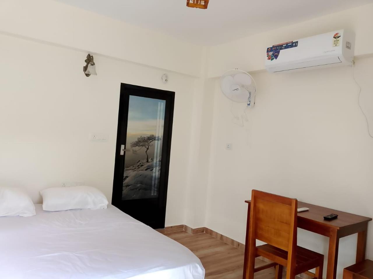 Cloudscape Homestay Pirmed Экстерьер фото